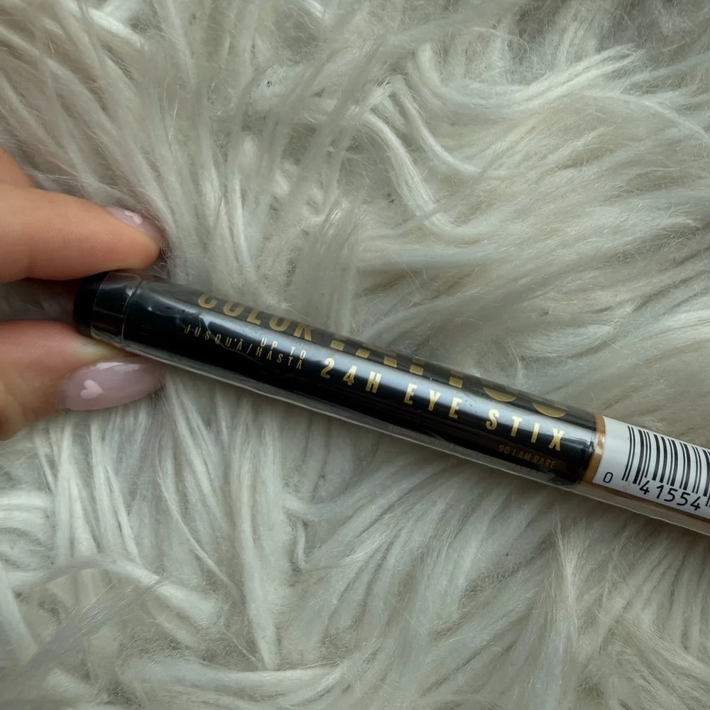 Maybelline Color Tattoo Longwear Multi-Use Eye Shadow Stix in I am Rare